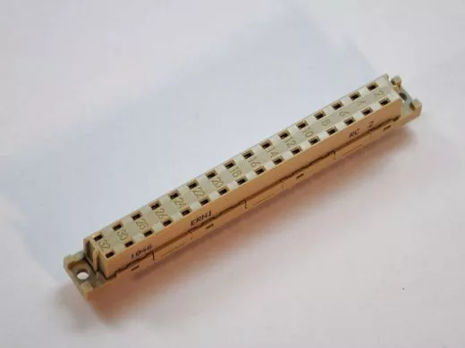 Federleiste DIN41612 Type D